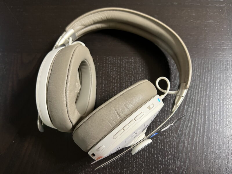 オーディオ機器 ヘッドフォン Sennheiser MOMENTUM Wireless Sandy White ＆ Black | 1.5流