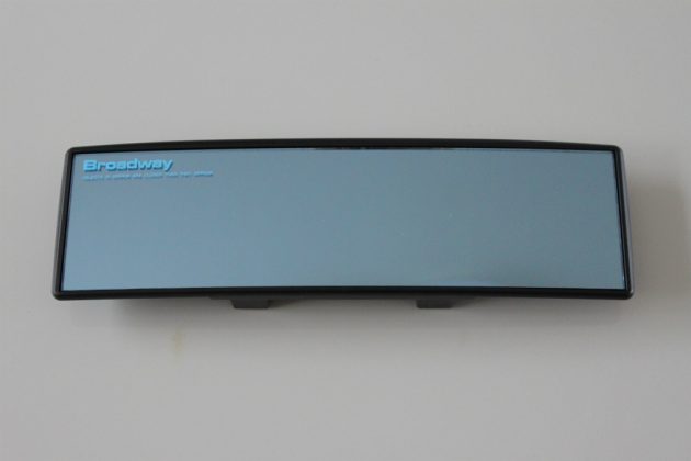 lapin-blue-mirror (2)